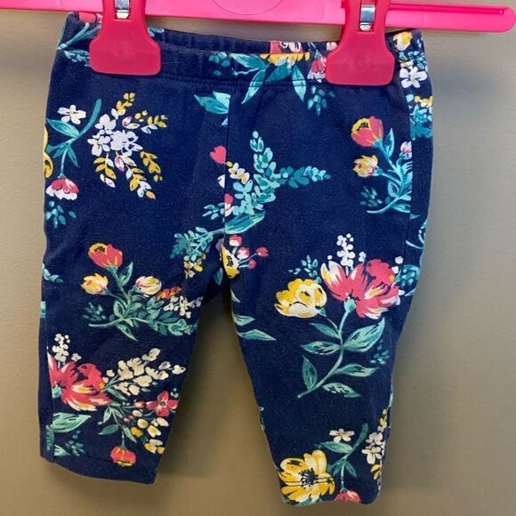 Bundle 6 month pants  - Picture 4 of 9
